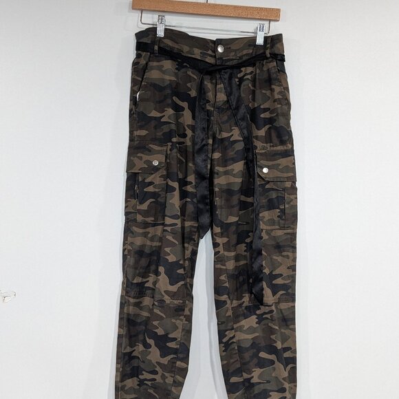 Kendall & Kylie Camouflage Cargo Pants with Satin Belt Brown Black Size Medium - Picture 1 of 3